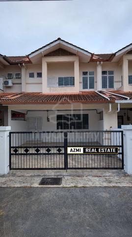 Double Storey Intermediate Terrace at Taman Riveria Kota Samarahan 1
