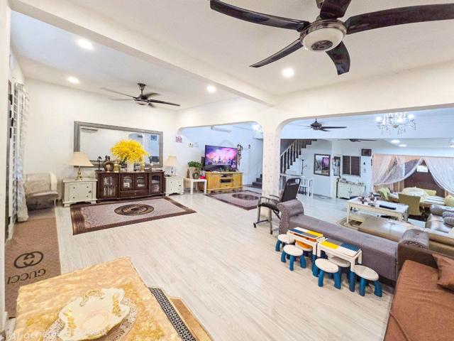 EXTENDED & RENOVATEDš„ 22"X 78"ā Double Storey Taman Selayang Indah 1