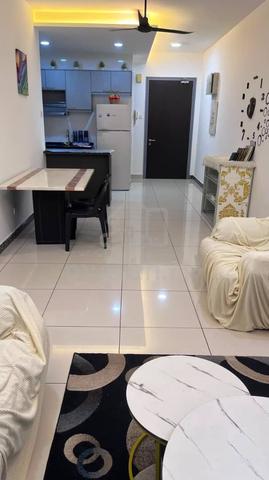 KL Traders Square Residences 1