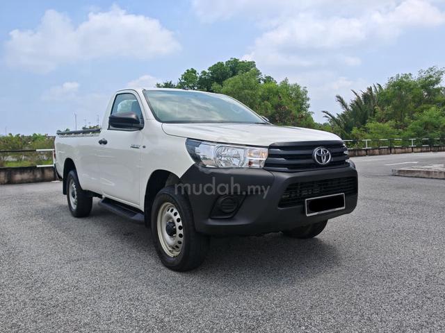 2023 Toyota HILUX 2.4 MT (M) - 3