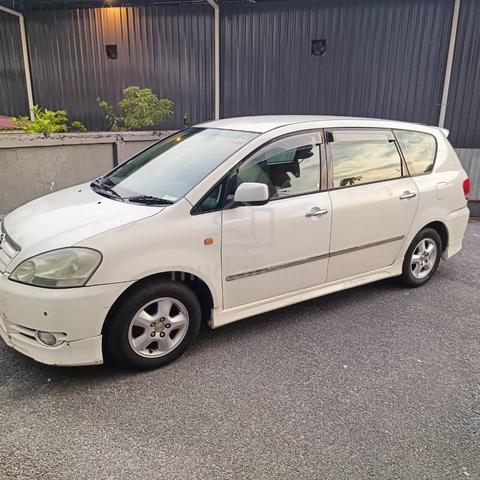2002 Toyota IPSUM 2.4 VVTI (A) - 3