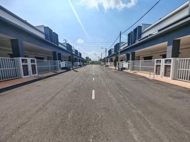 Rumah PREMIUM SUPERLINK, 2 Tingkat, IM 14 (Mahkota Triangle) 1