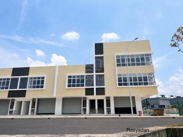 3 Storey Endlot 32x70 sqft Shoplot XME Boulevard Nilai Dekat Tol PLUS 1