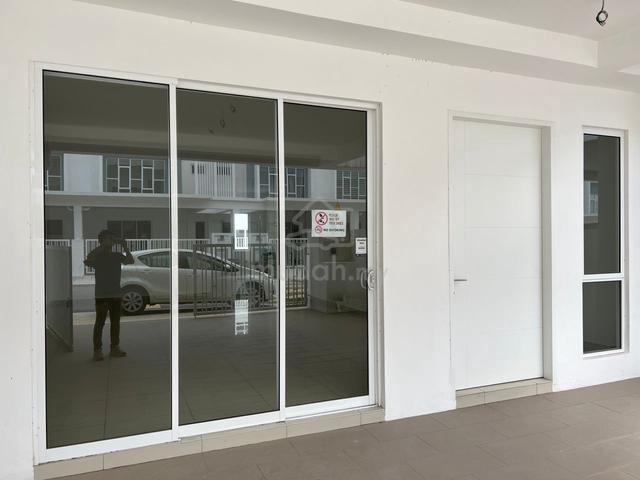 Ara Sendayan 22x75 Semi-D Concepts For Cheap Rent and Water Heater 1