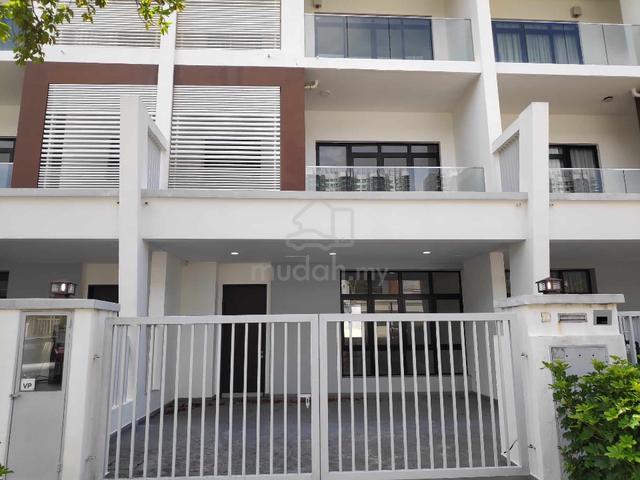2 1/2 Storey Superlink House Avens Residence Southville Bangi 1