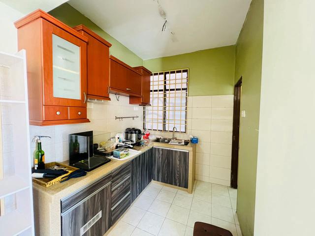 Desa Bayan Apartment 4