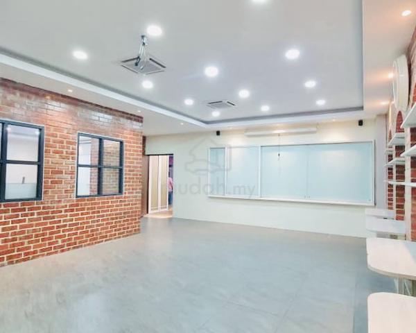 Puchong Prima Business Office Training Center Furnished LRT OTK Rent 1