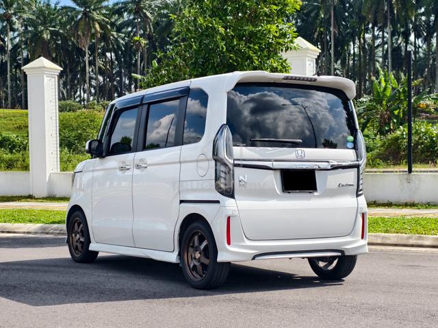 {2018} Honda NBOX 660 CUSTOM G TURBO P/Door F/Loan - 4