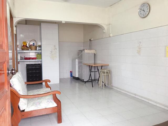 Gat Lebuh Macallum 1