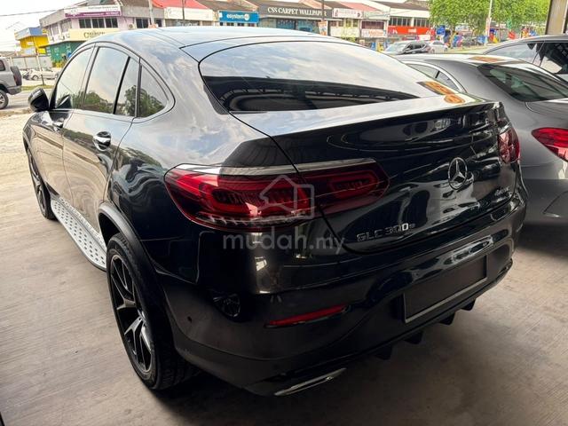 2022 Mercedes Benz GLC300e 2.0 4MATIC COUPE (CKD) - 4