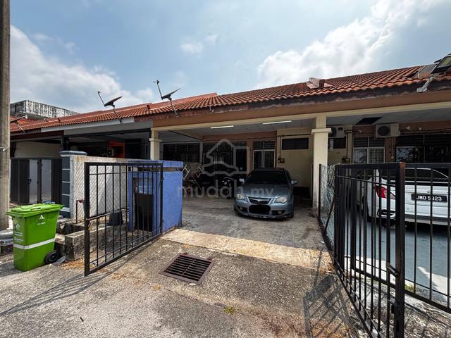 [FACING OPEN] Teres Setingkat Taman Mahkota Jln Gambang, Kuantan 1