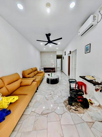 Johor Jaya 1 Storey House for RENT jalan Anggerik Tebrau permas 1