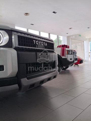 Low mileage 2025 Toyota Land cruiser VX 250 - 5
