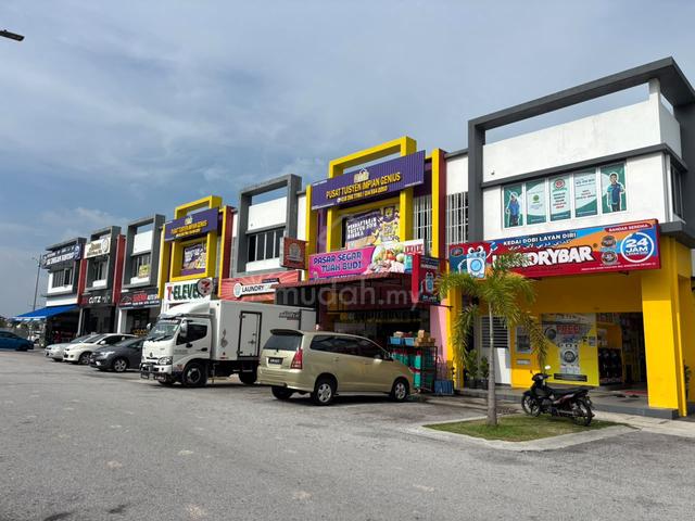 Ground Floor Shoplot @ Serenia Lakeside, Dengkil For Rent. 1