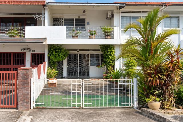 Freehold 2 Storey 25x75 Original Intermediate Paramount Garden PJ 1