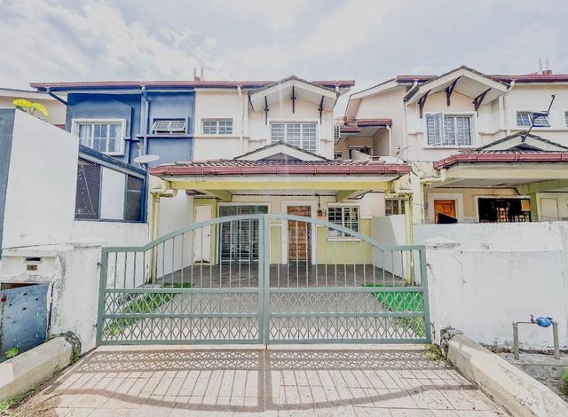 FULL LOAN! LOW DEPOSIT 2 Storey Terrace Seksyen 5, Kota Puteri, Rawang 1