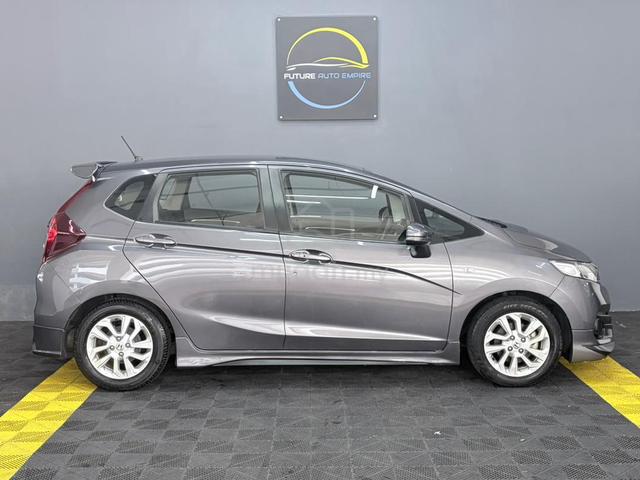 Honda JAZZ 1.5 S / F/SERVICE HONDA / L/MILEAGE GK5 - 4