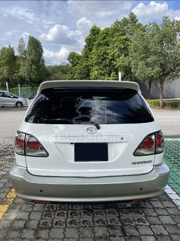 2001 Toyota HARRIER 2.4 (A) - 2