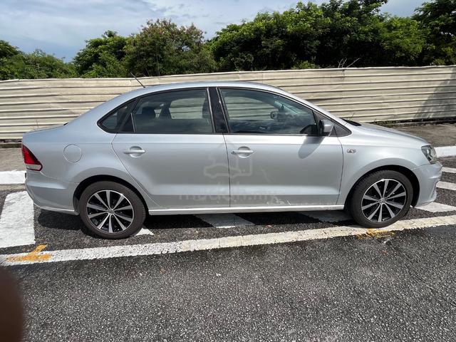 2016 Volkswagen VENTO 1.2 TSI HIGHLINE (A) - 5
