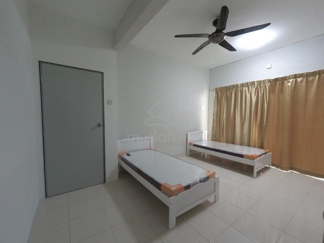 Bilik Sewa Luas+Murah|PEREMPUAN MUSLIM| SIMFORNI HEIGHT| | BATU CAVES 1