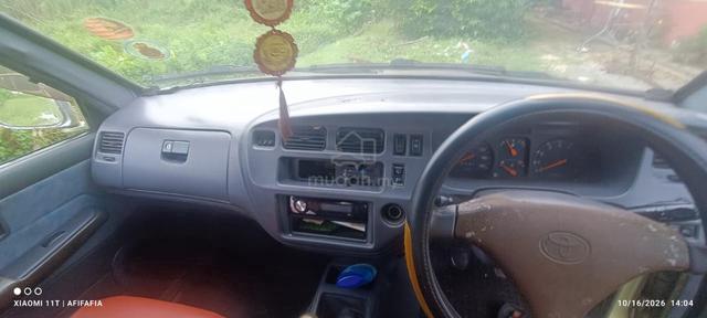 2002 Toyota UNSER 1.8 GLI FACELIFT (M) - 5