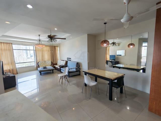 The View Condominium (Twin Towers) 1