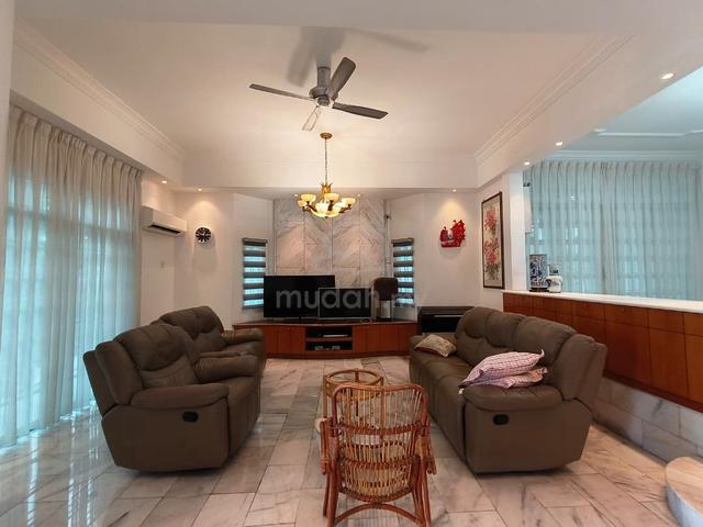 Jalan Pekan Baru @ Double Storey Bangalow For Sale 1