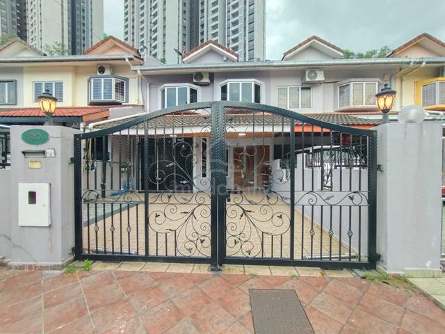 Sale Equine Park (Taman Equine), Seri Kembangan, Selangor 1