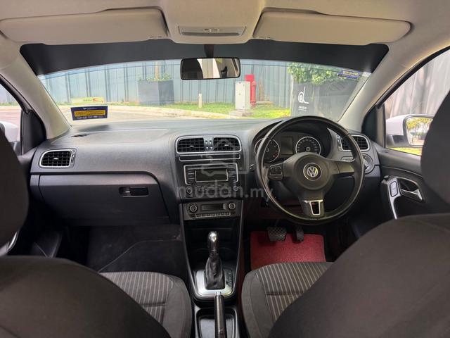 2014 Volkswagen POLO 1.6 HatchBack Auto - 4