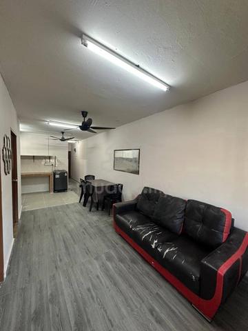 Apartment Lestari (Damansara Damai) 1