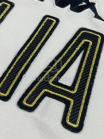 Carousel Image