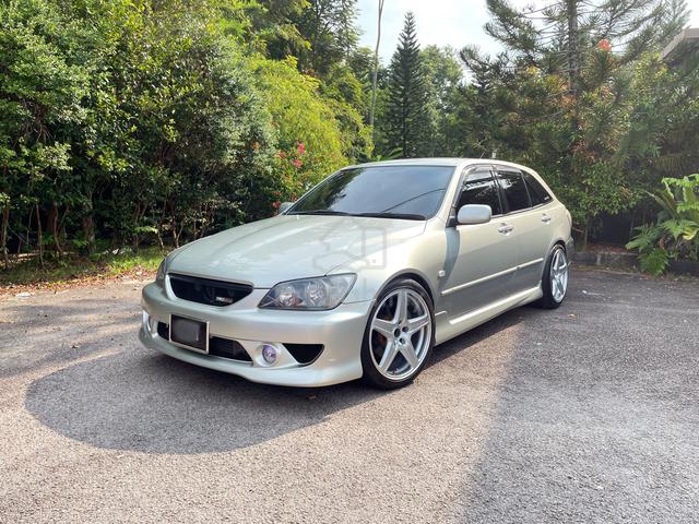 2002 Toyota ALTEZZA Gita 2.0 TTE supercharger - 2
