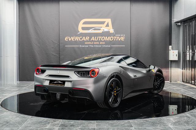 Ferrari 488 3.9 RPMDisplayMter CobraSeat JBL 25kKM - 3
