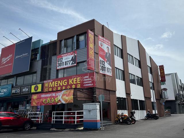 Taipan 2 Setia Alam 3 Storey Shoplot End Lot 1