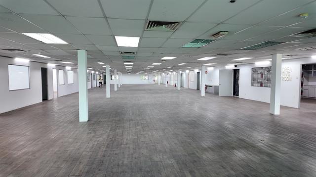Warehouse 3 storeys seksyen 19 petaling Jaya for rent 1