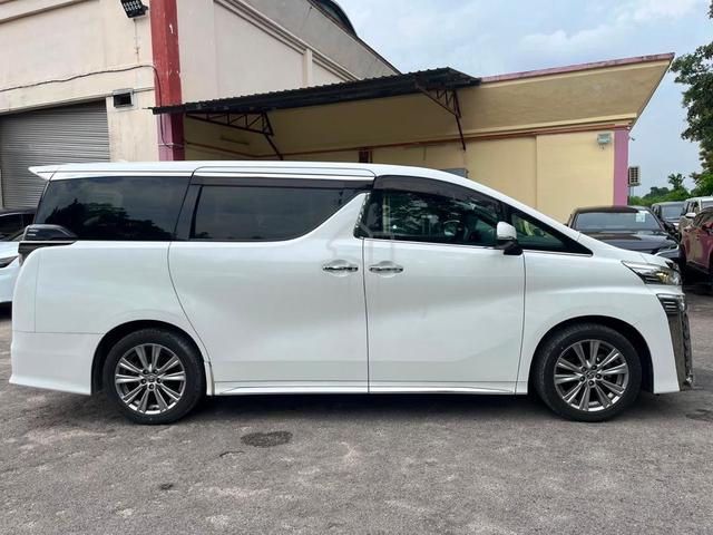 2021Toyota VELLFIRE 2.5 GOLDEN EYES (A)CLEAR STOCK - 3