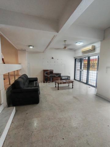 Taman Desa House 1