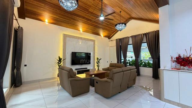 Panchor Permai Dual Lot Cluster House 12,000sqft Land 1
