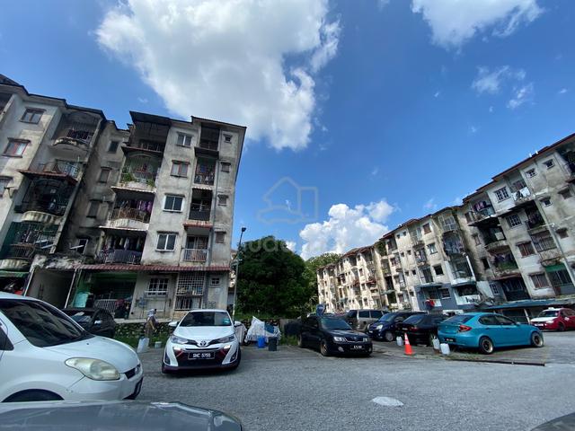 Taman Pinggiran Delima Flat 1