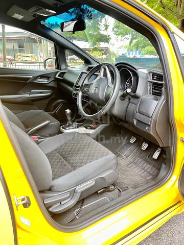 2014 Honda FIT 1.5 RS (M) - 4