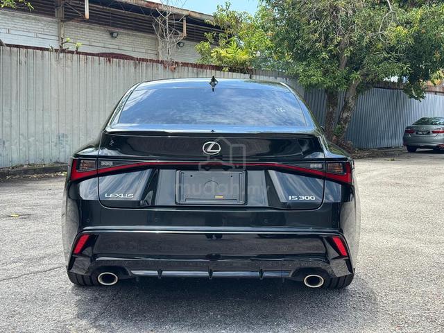 RECON UNREG 2022 Lexus IS300 F-SPORT MODE GLITTER - 5