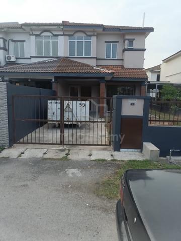 Newly painted 2 storey Lorong Pending Bandar Puteri Klang 1