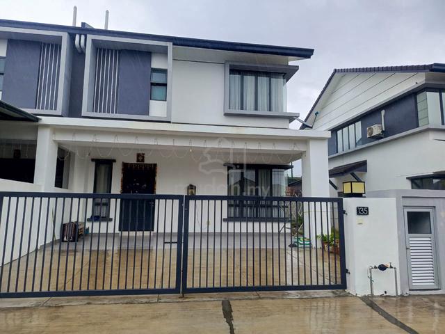 Taman Tuanku Jaafar Senawang Freehold 35x96sqft Land Semi D 2 Storey 1