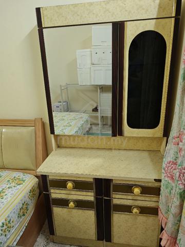 Carousel Image Selected
