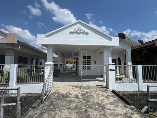 Single-Storey Semi-Detached House For Sale, Taman Sri Perkasa, Matang 1