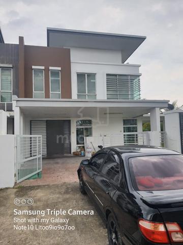 Corner Lot, Superlink House, Bandar Bukit Raja (50'x75') 1