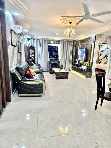 Venice Hill 1