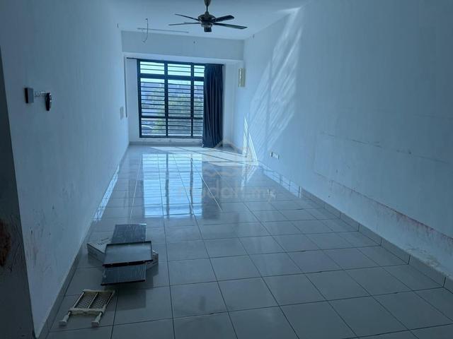 Taman Mutiara rini jalan bestari shoplot first floor for reny 1