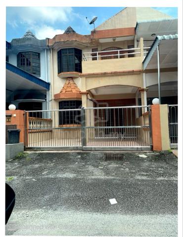 Taman Temenggong back of muzeum Taiping 1