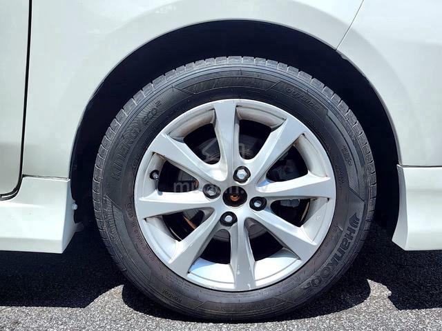Perodua ALZA 1.5 CONVERT LEATER 7 SEATS FAMILY CAR - 4